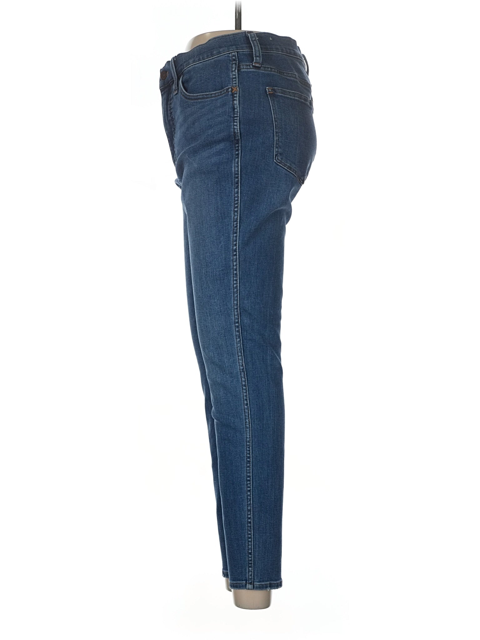 4 waist size - 28