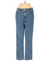 Low-Rise Straight-leg Jeans in Medium Wash waist size - 26