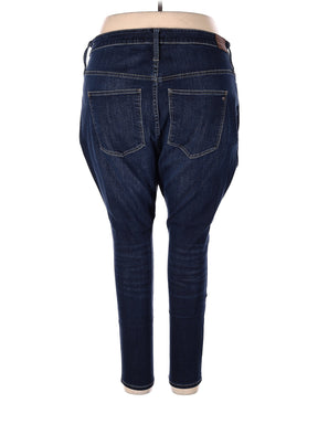 High-Rise Skinny Jeans in Dark Wash waist size - 37