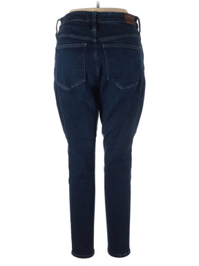 High-Rise Skinny Jeans in Dark Wash waist size - 32 P