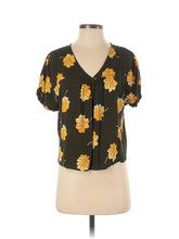 Short Sleeve Blouse size - XXS